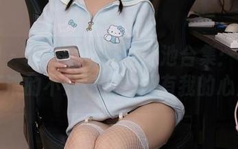 秀人网 - 桓淼淼的私拍泳池合集：在水里打滚的不只是她，还有我的心！