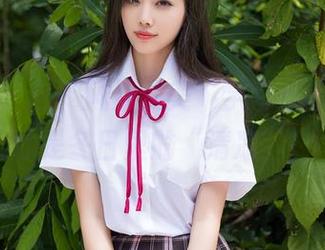 秀人网 - 向“风景尤美”学习，原图镂空才是冬日里的“清凉”！