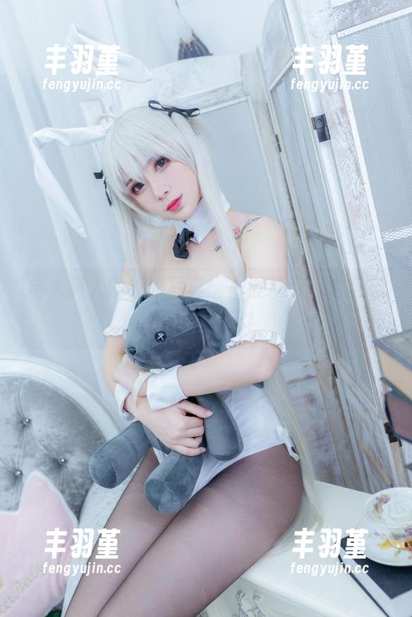 羊大真人的礼服写真：一波精选，这姿态，我要笔记！