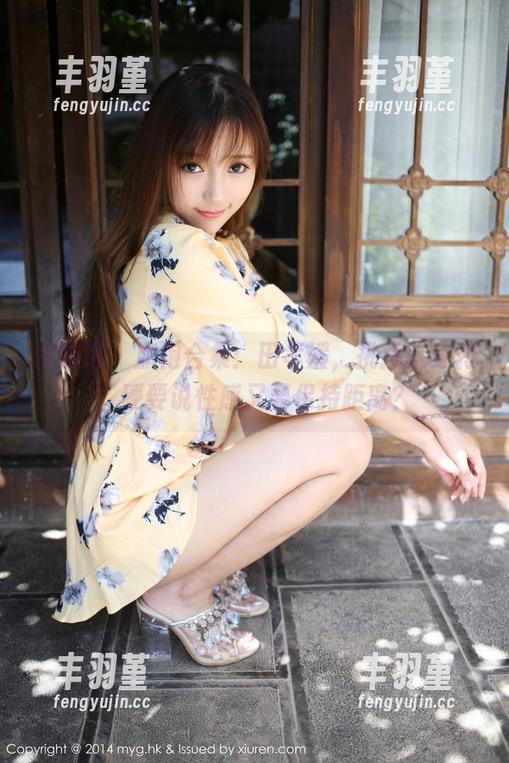 美媛馆 - 旗袍合集：田孝媛，挑挑这身材，硬要说性感又要保持距离？