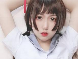 像素级美照，芋圆侑子的蓝格子精选太让人眼前一亮