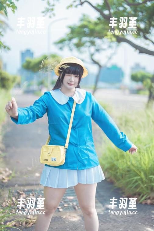 最新礼服报告，落落Raku说每一针每一线都藏着我对吃货的情怀！
