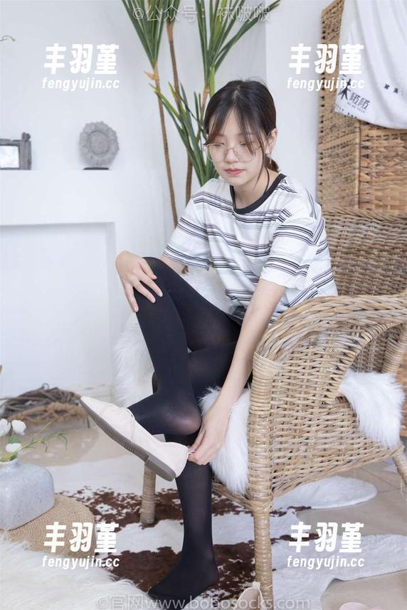 袜啵啵 - 芝士的肉丝美图更新：脚尖加固的效果神奇到我说不出话