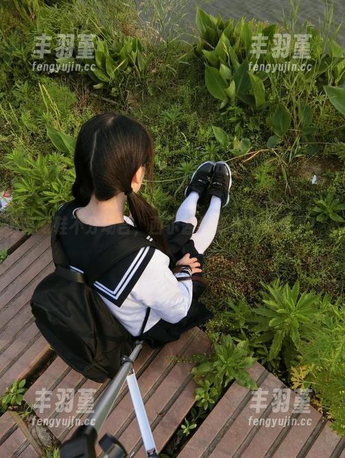 高跟鞋不分场合，西尔酱最新作品集来了！