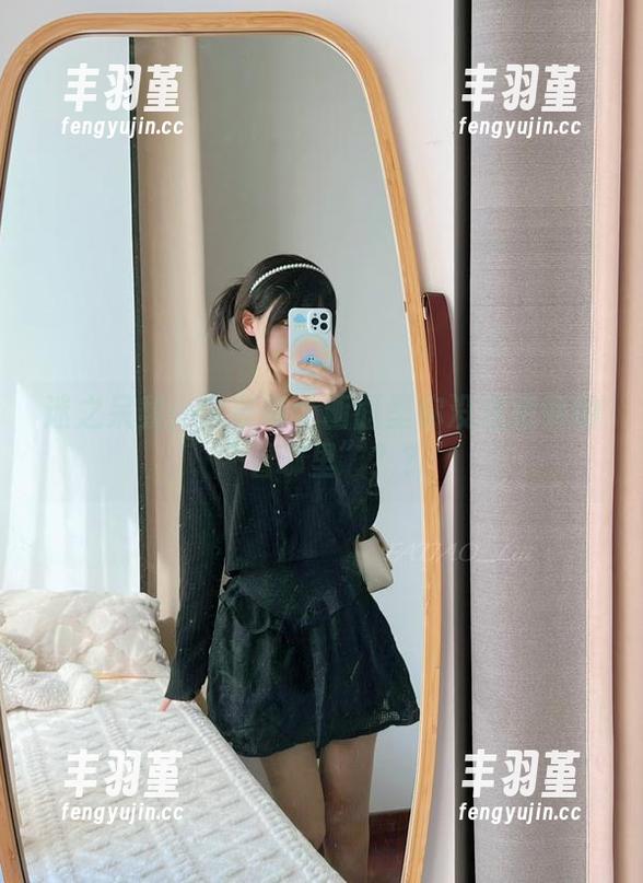迷之呆梨：分享每个画面里你没注意到的“看哪里”？？