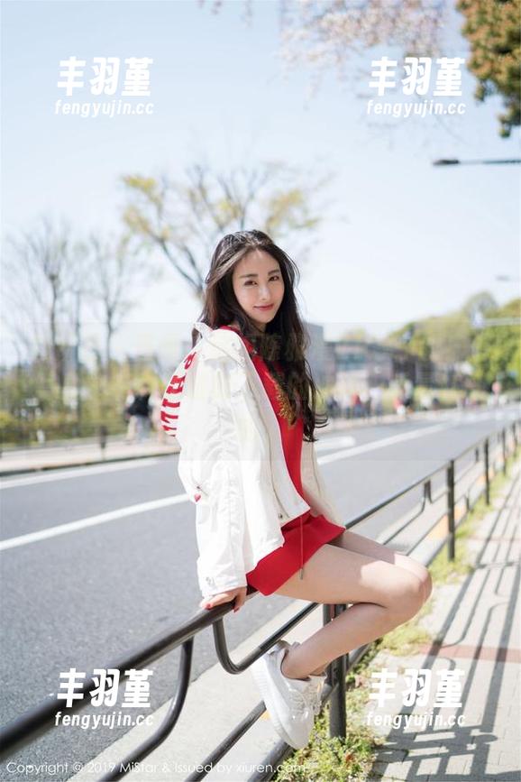 魅妍社 - 直觉：这组陈雅漫VICKY的户外写真，有种想随时下载的冲动，质量杠杠的。